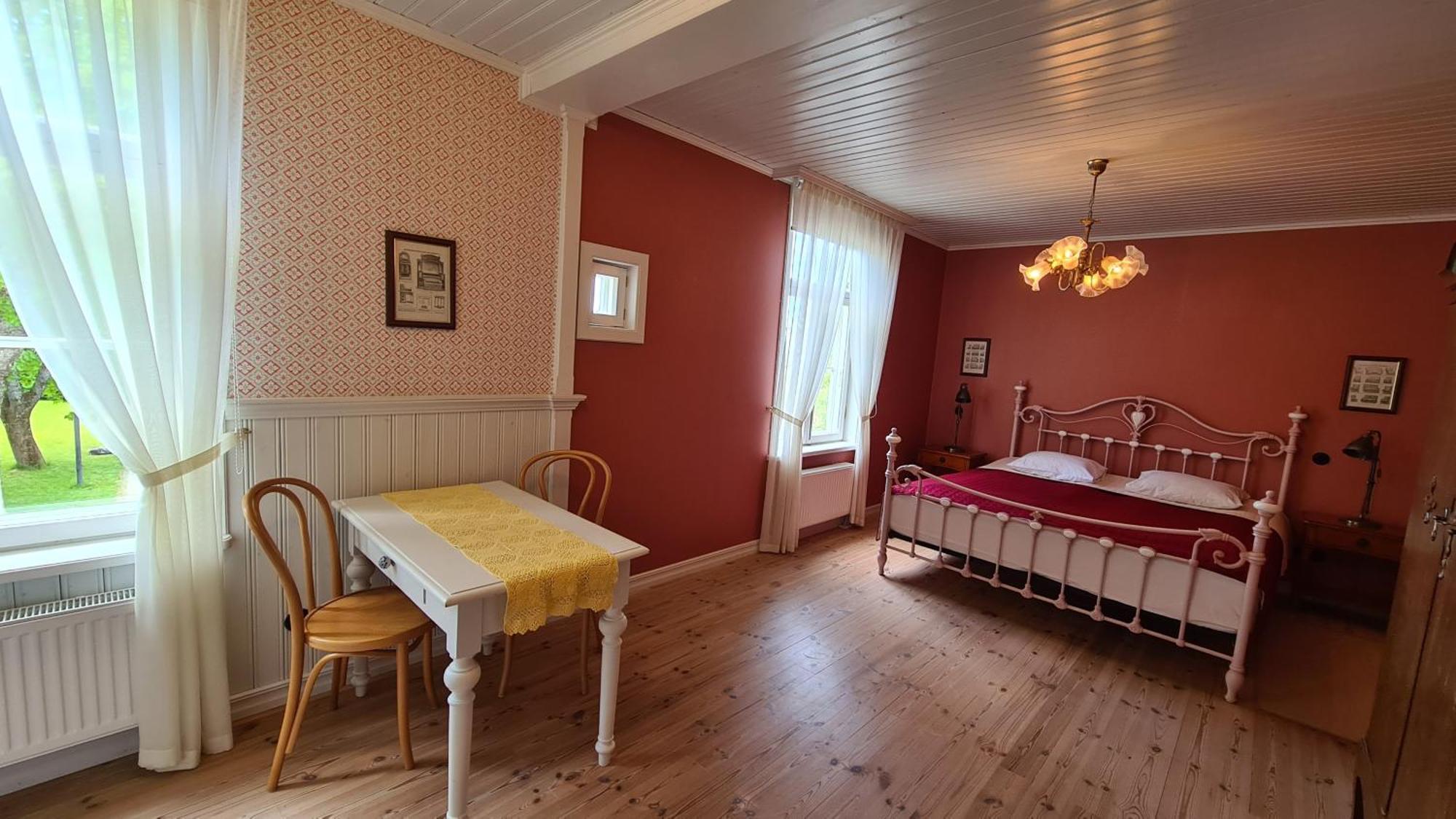 Lahe Guesthouse Хаапсалу Екстериор снимка